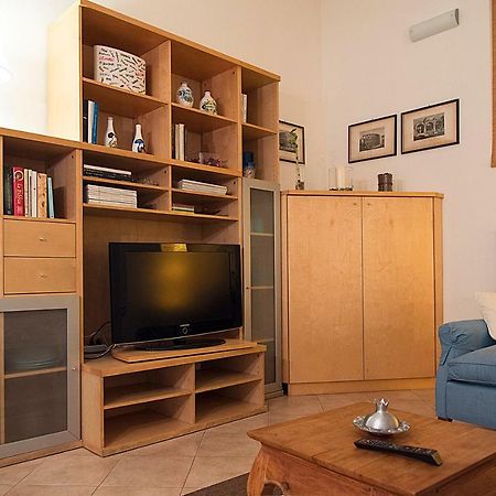 Elegant Apartment In Sant'Ambrogio Mailand Exterior foto