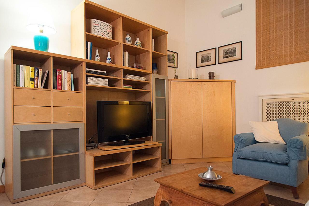 Elegant Apartment In Sant'Ambrogio Mailand Exterior foto