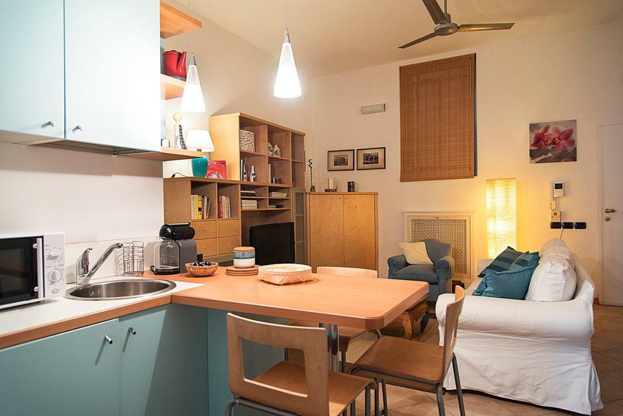 Elegant Apartment In Sant'Ambrogio Mailand Exterior foto