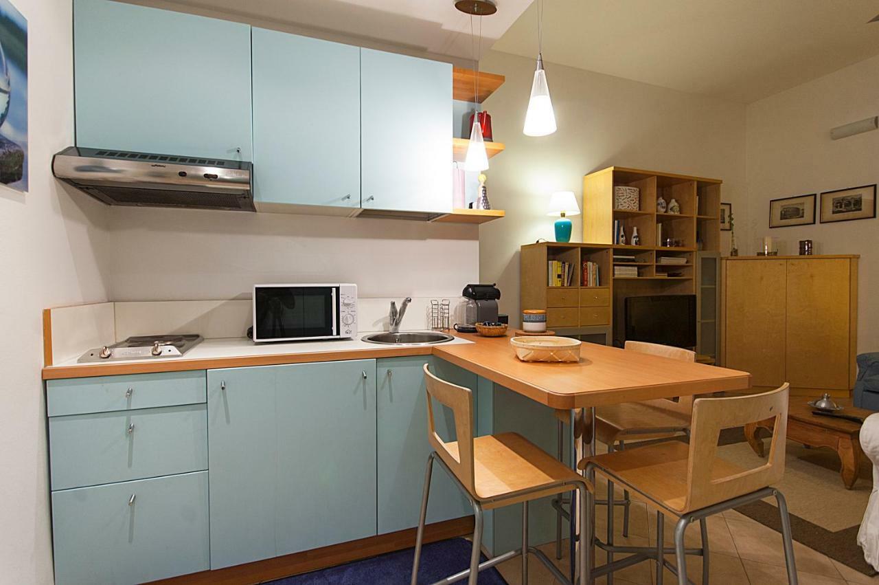 Elegant Apartment In Sant'Ambrogio Mailand Exterior foto