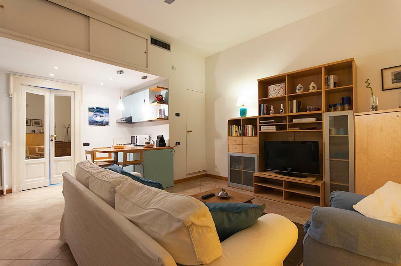 Elegant Apartment In Sant'Ambrogio Mailand Exterior foto