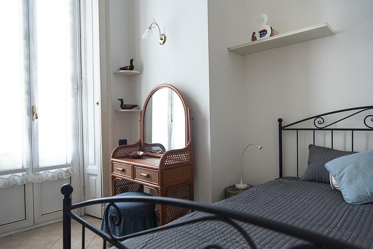 Elegant Apartment In Sant'Ambrogio Mailand Exterior foto